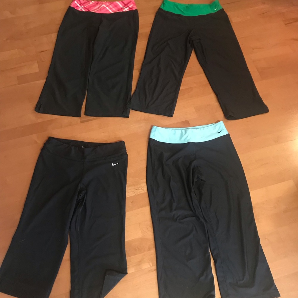Nike Bundle Cropped Wide leg Capris Small